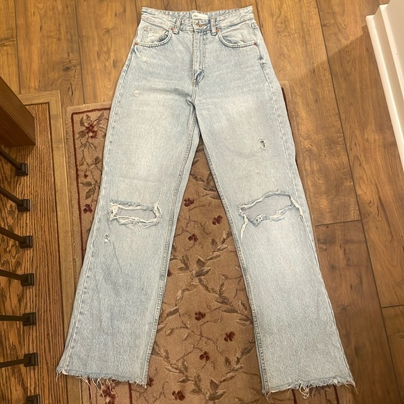 Zara high rise wide leg ripped jean - 6045 - Picture 2 of 4